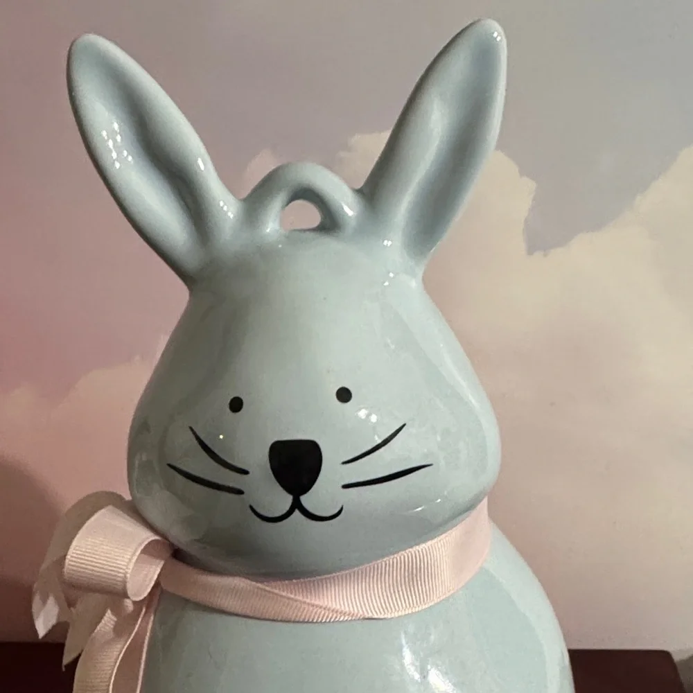 Magenta charming ceramic